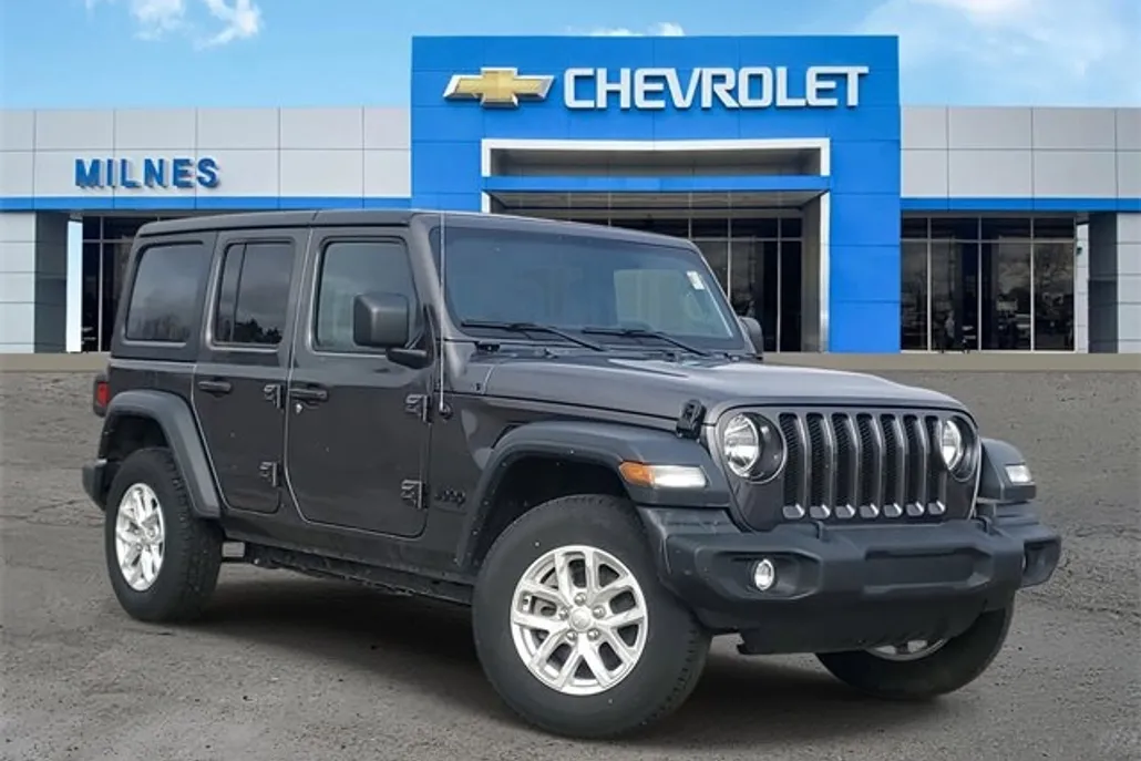 2023 Jeep Wrangler Sport S photo 1