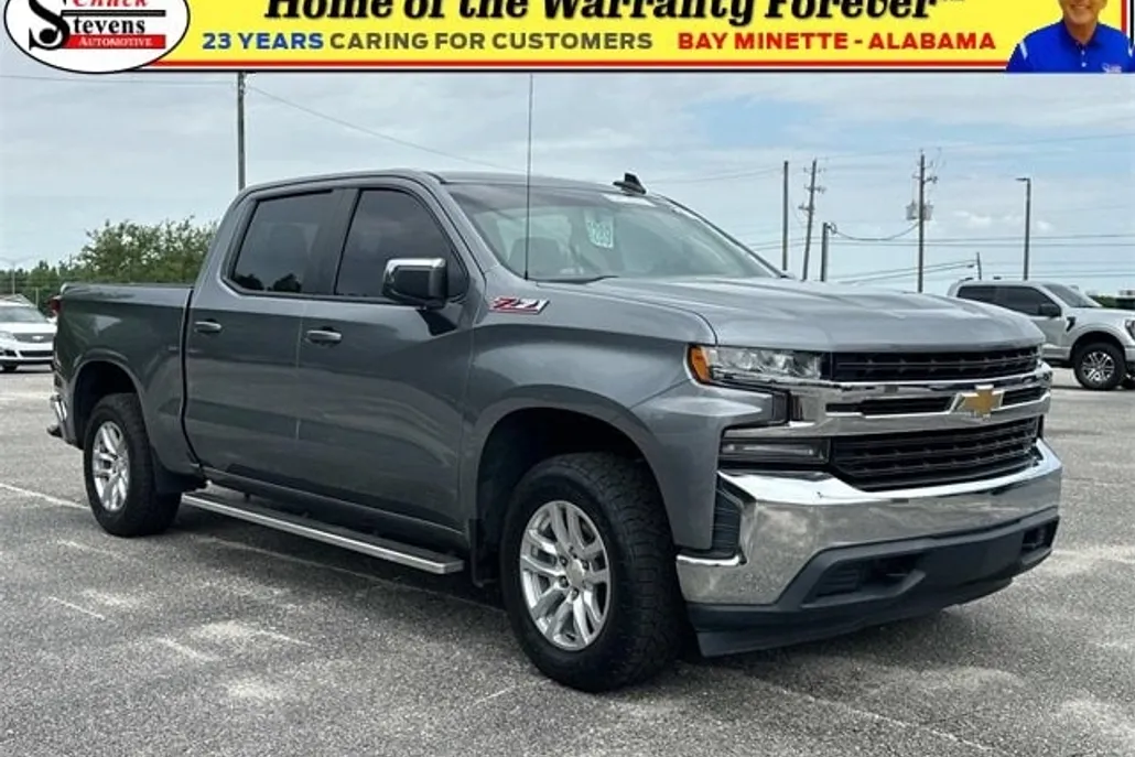 2020 Chevrolet Silverado 1500 LT photo 1