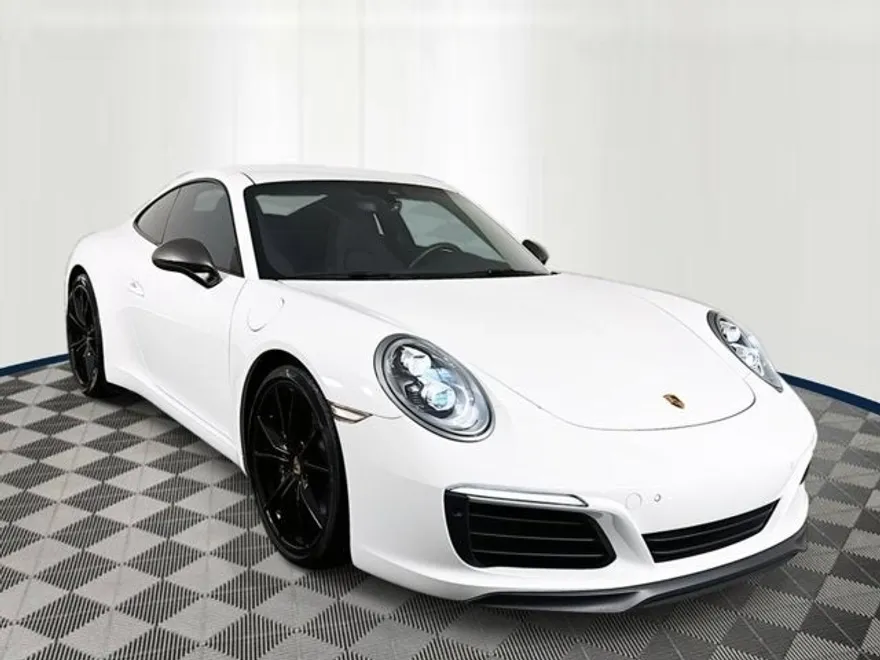 2019 Porsche 911 T photo 1