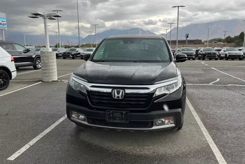 2019 Honda Ridgeline RTL-E photo 1