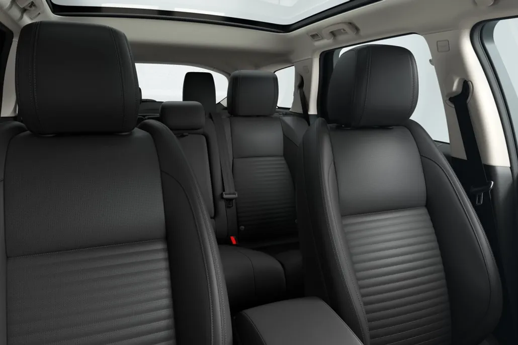 2025 Land Rover Discovery Sport S photo 1