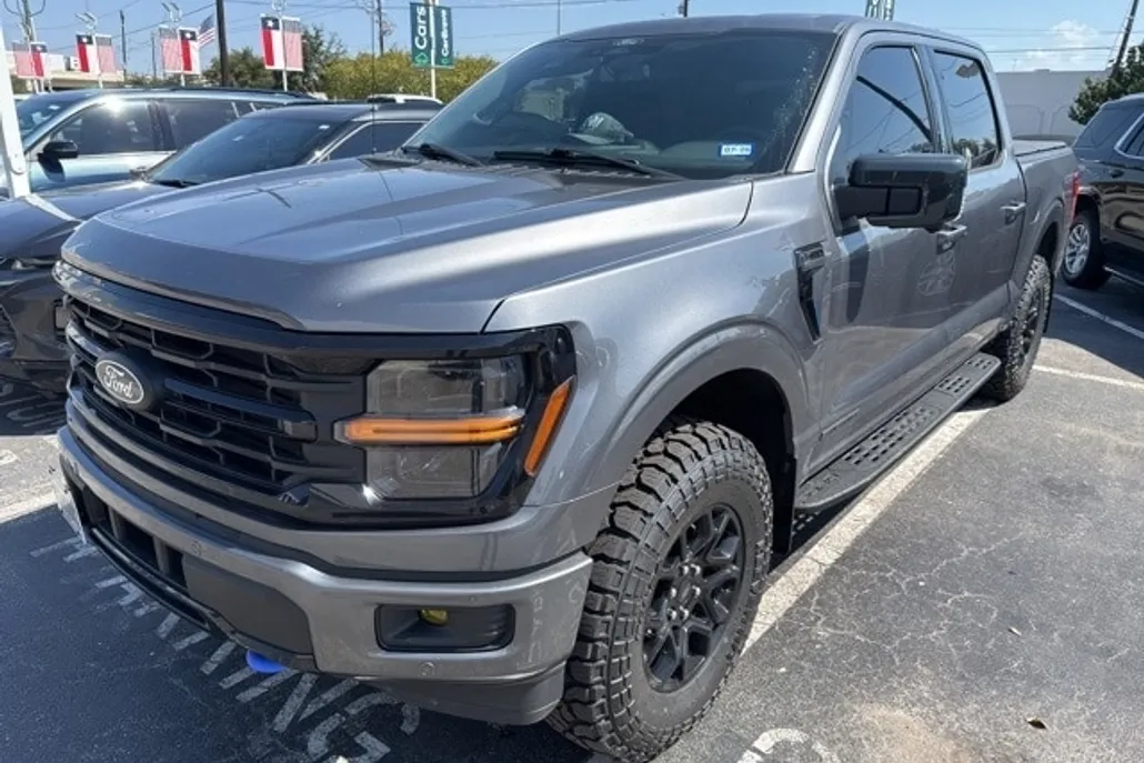 2024 Ford F-150 XLT photo 1