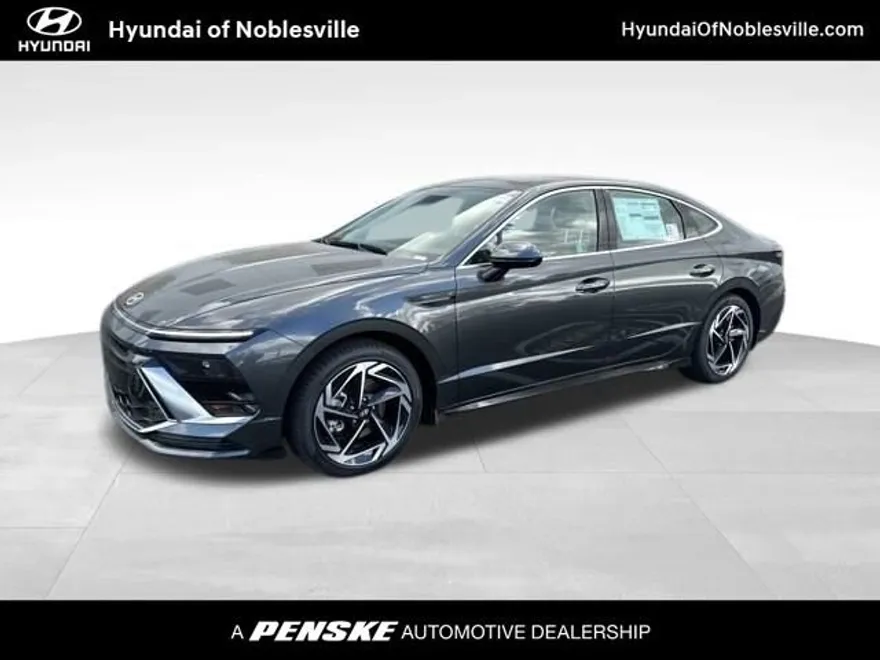 2025 Hyundai Sonata SEL photo 1