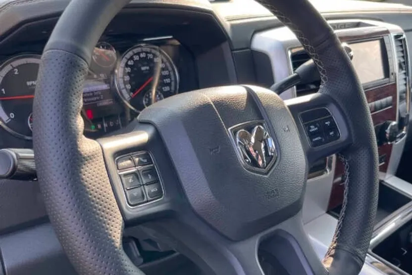 2012 Dodge Ram Laramie photo 1