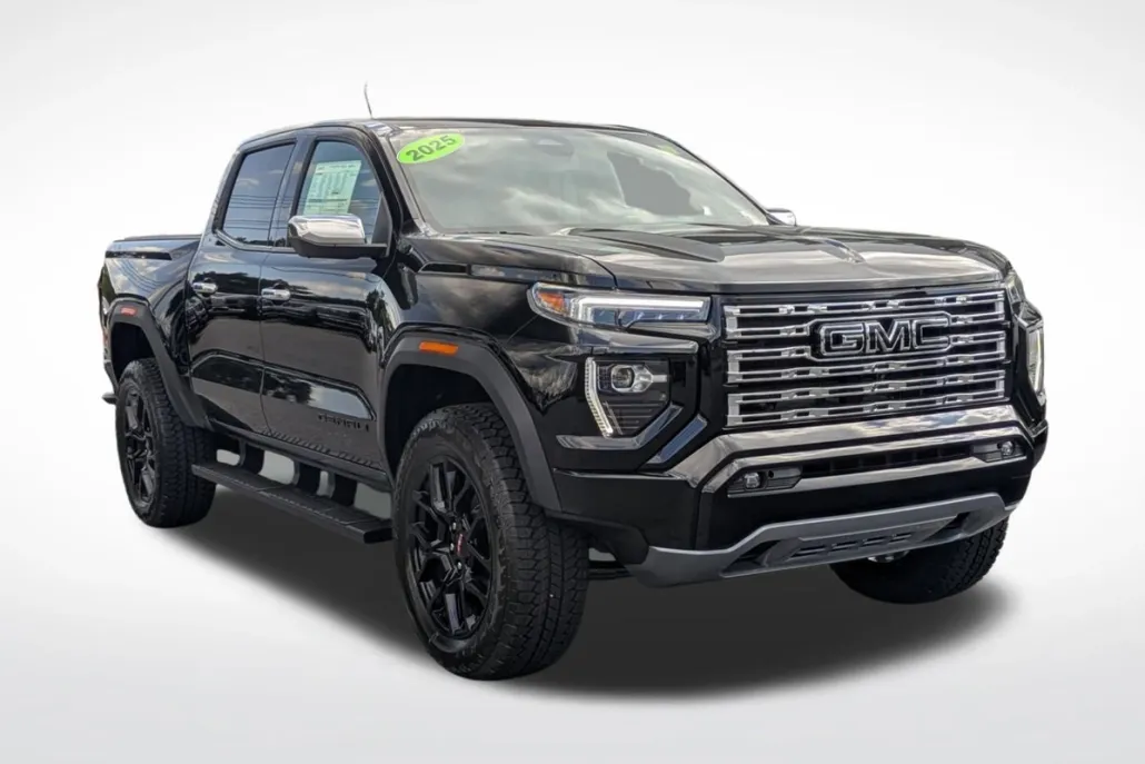2026 Gmc Canyon Denali photo 1