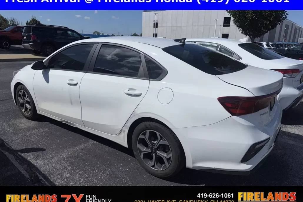 2020 Kia Forte LXS photo 1