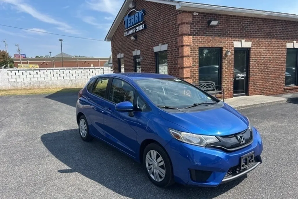 2016 Honda Fit LX photo 1