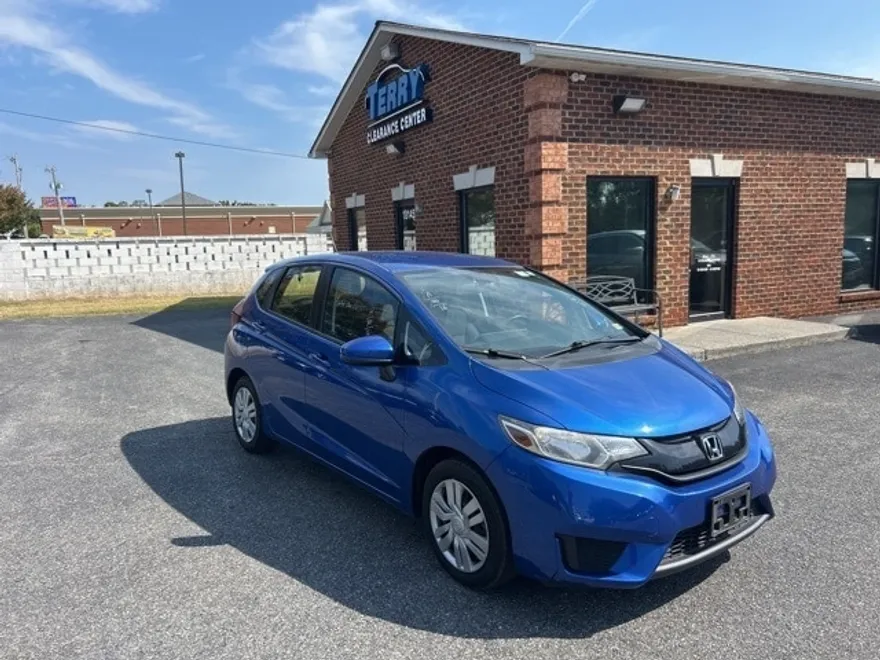 2016 Honda Fit LX photo 1