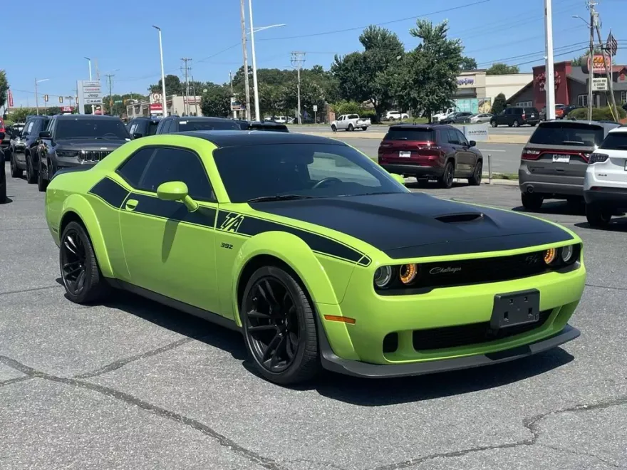 2023 Dodge Challenger R/T Scat Pack Widebody photo 1