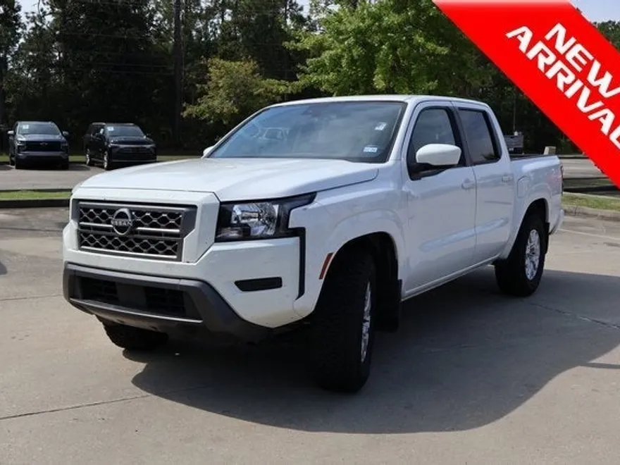 2022 Nissan Frontier SV photo 1