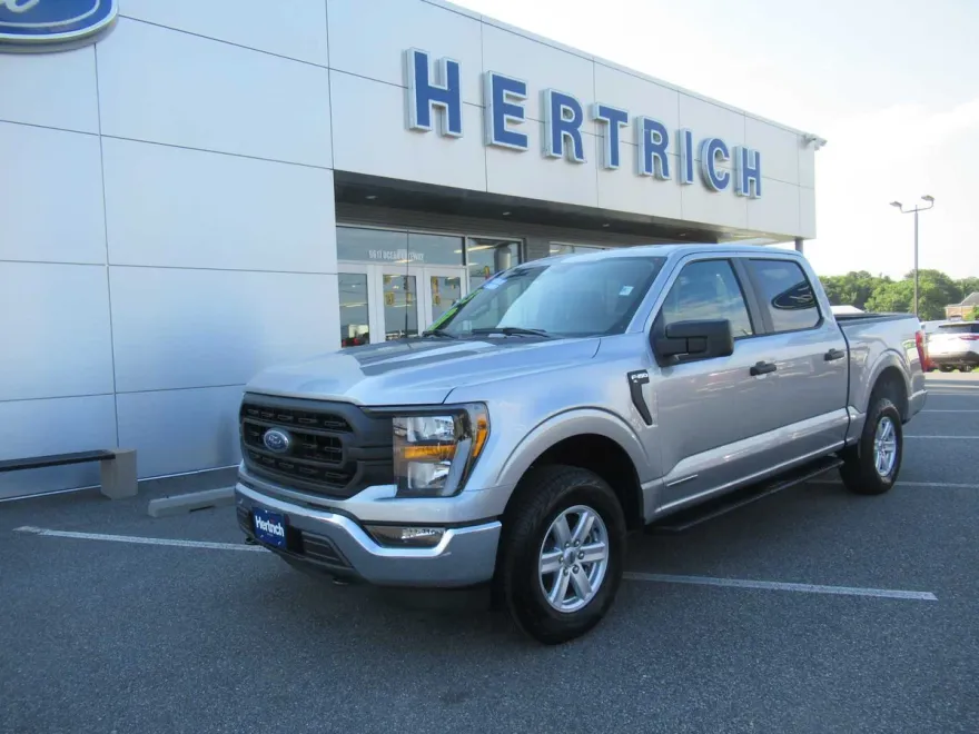 2023 Ford F-150 XLT photo 1