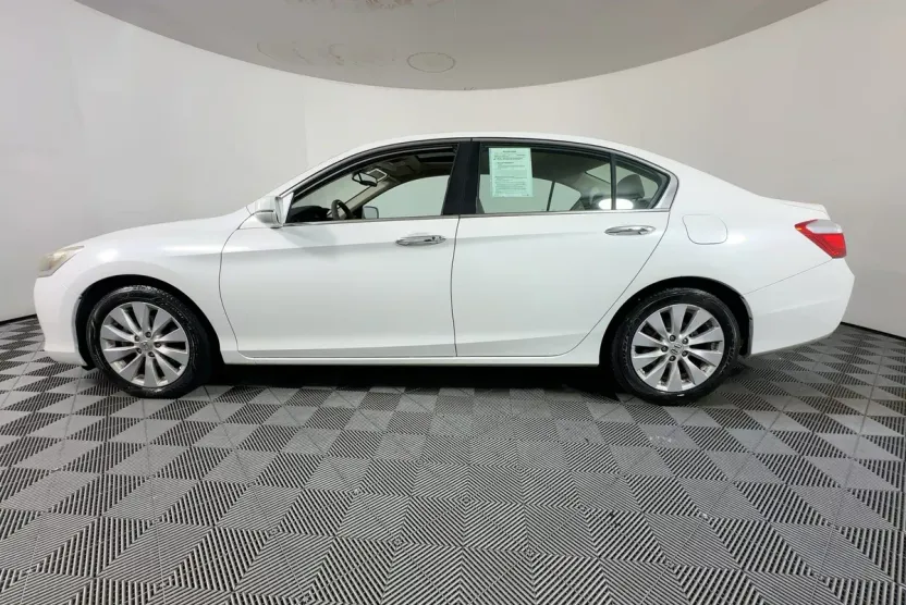 2015 Honda Accord EX-L V6 photo 1