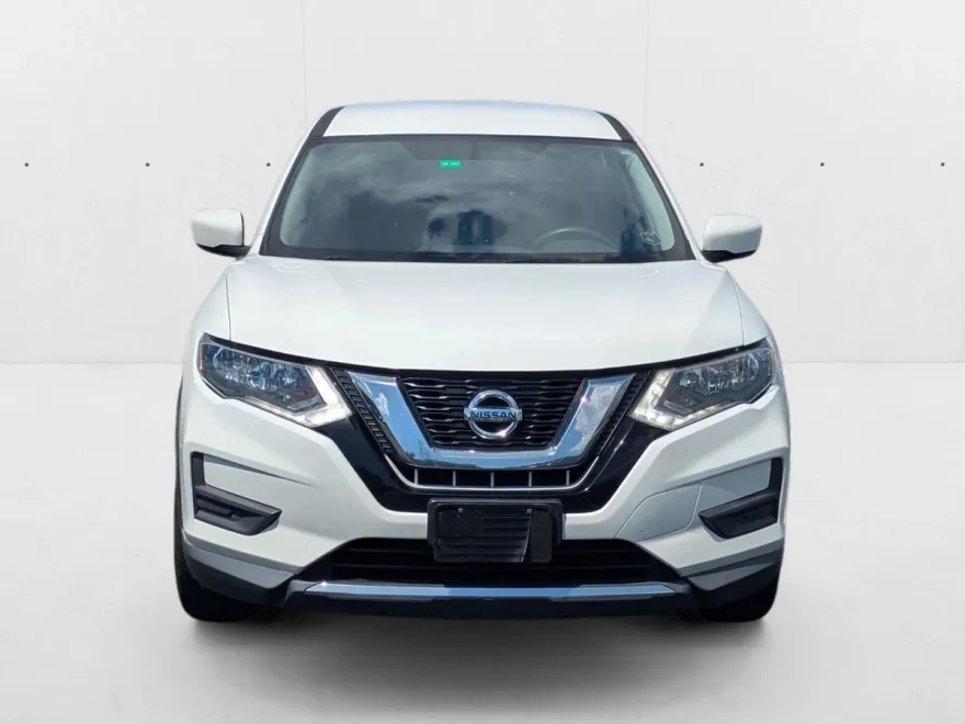 2017 Nissan Rogue AWD S photo 1