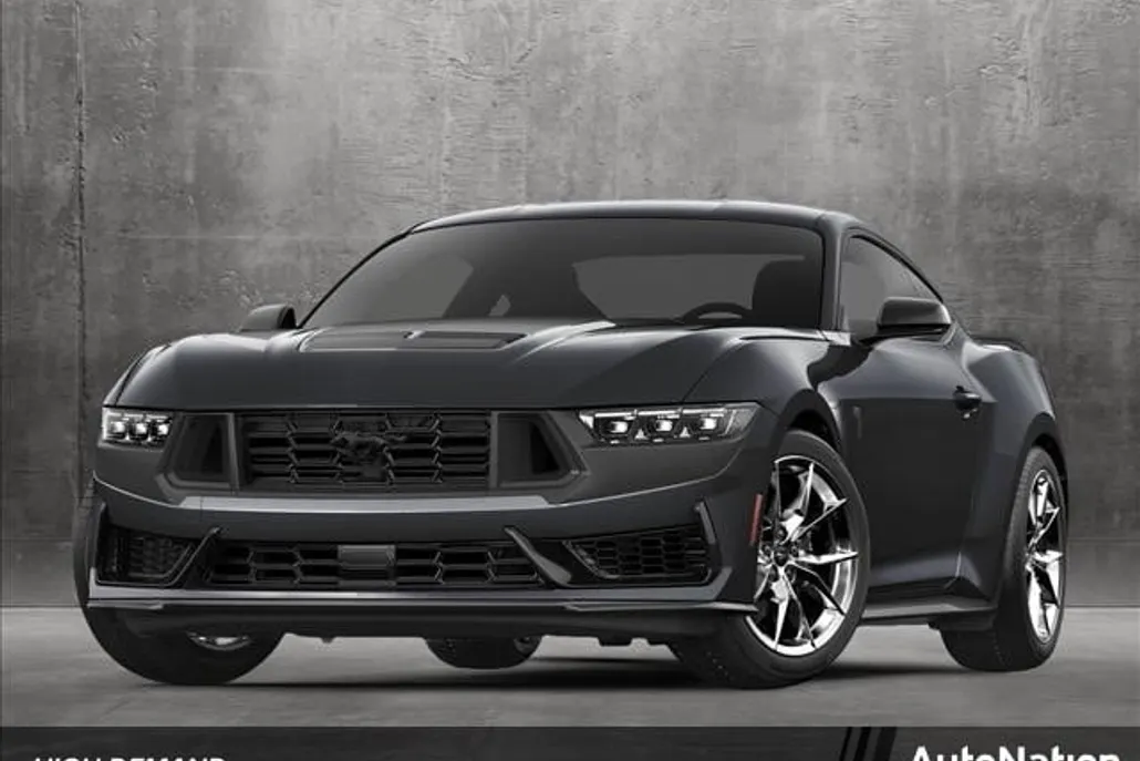 2025 Ford Mustang Dark Horse photo 1