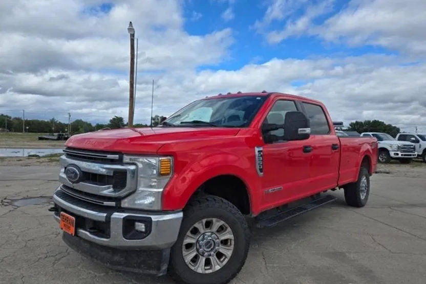 2022 Ford F-350 XLT photo 1