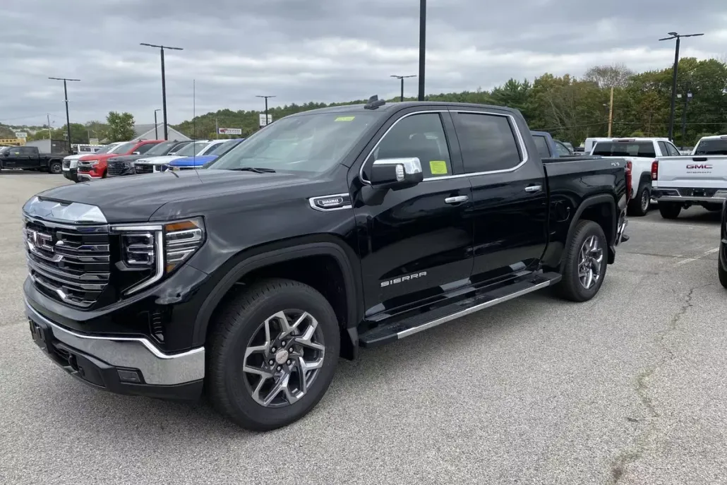 2026 Gmc Sierra 1500 SLT photo 1