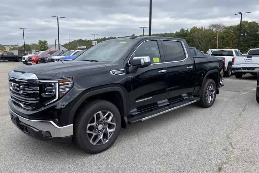 2026 Gmc Sierra 1500 SLT photo 1