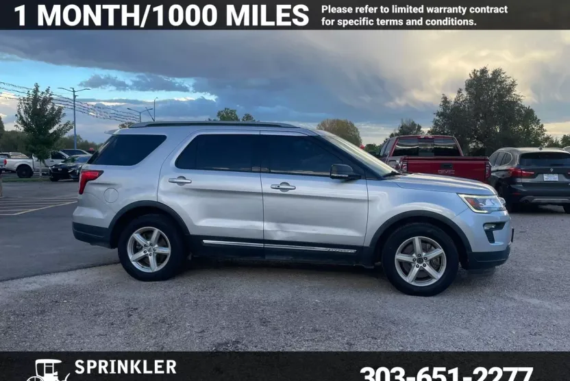 2019 Ford Explorer XLT photo 1
