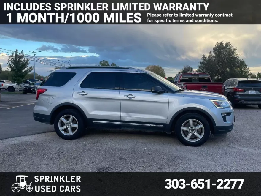 2019 Ford Explorer XLT photo 1