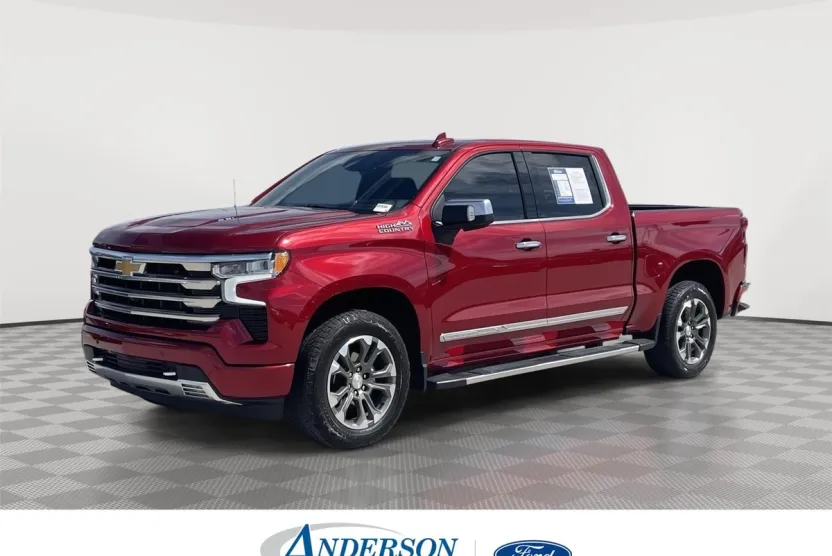 2024 Chevrolet Silverado 1500 High Country photo 1
