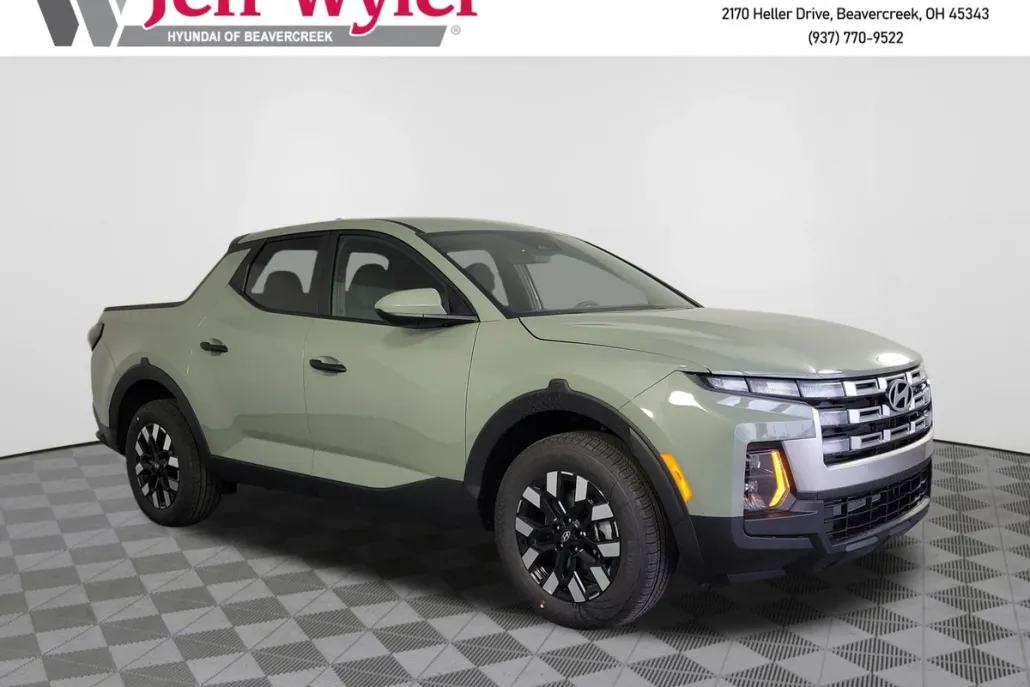 2025 Hyundai Santa Cruz SE photo 1