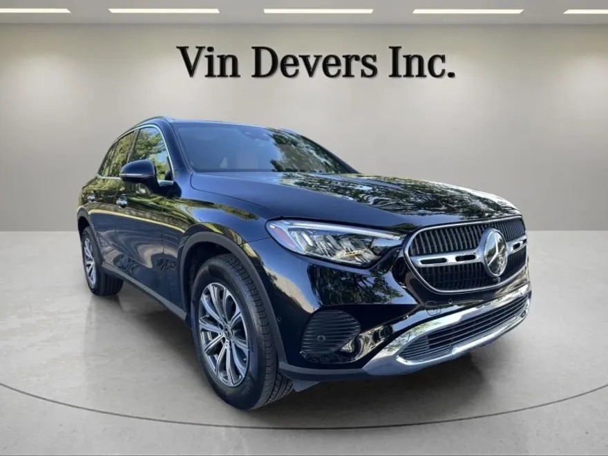 2025 Mercedes Benz GLC 300 4MATIC photo 1