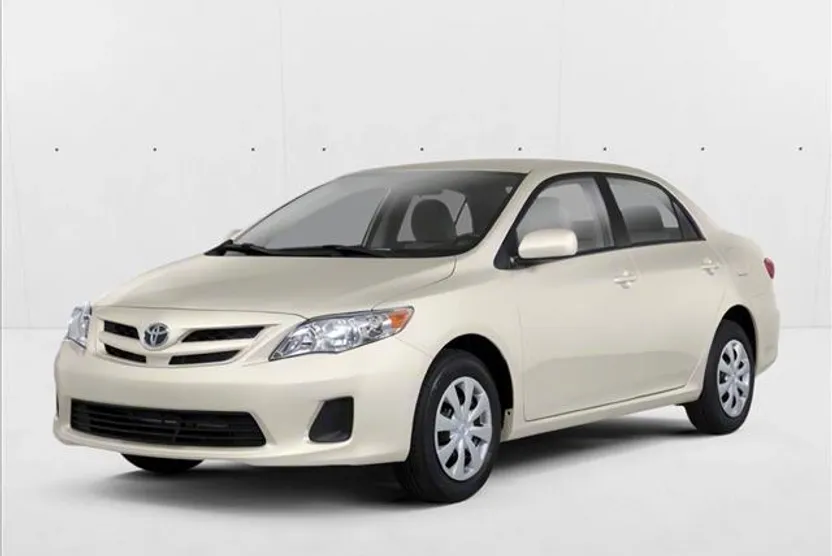 2011 Toyota Corolla LE photo 1