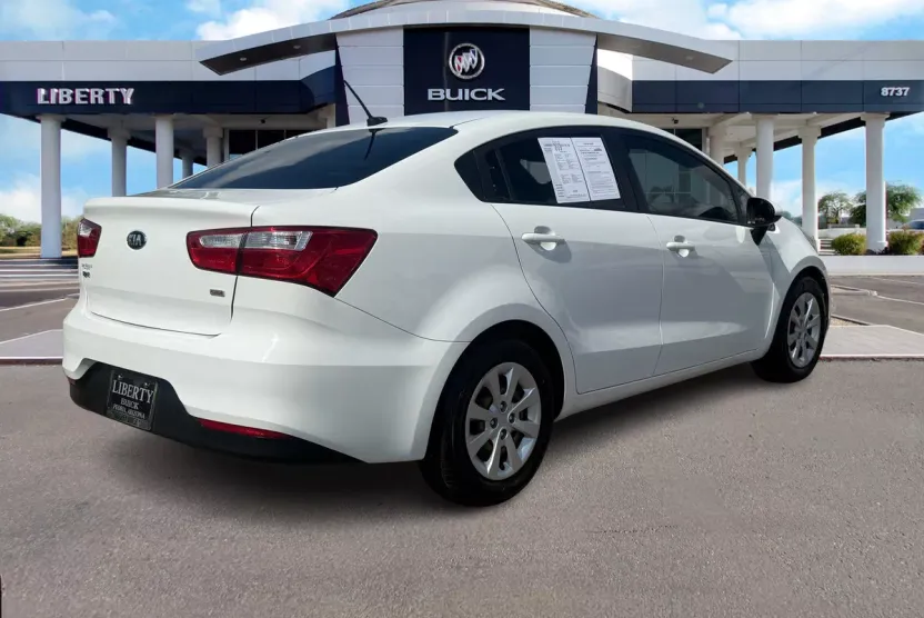 2016 Kia Rio LX photo 1