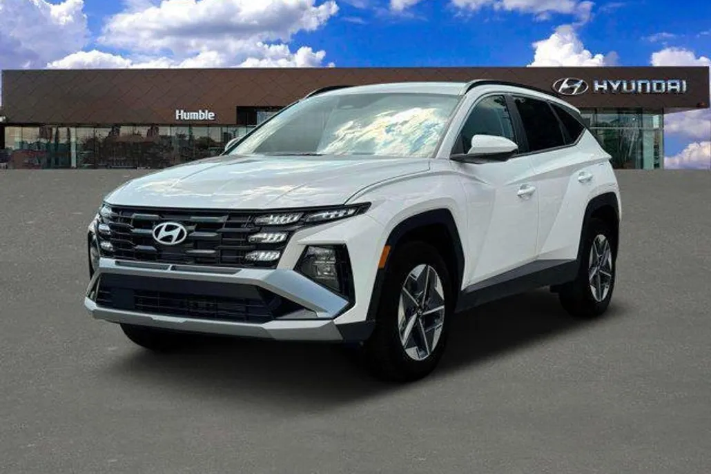 2025 Hyundai Tucson SEL photo 1