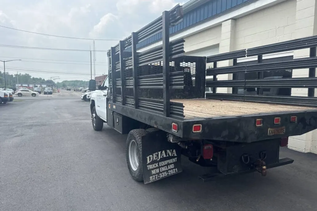 2018 Chevrolet Silverado 3500HD Work Truck photo 1