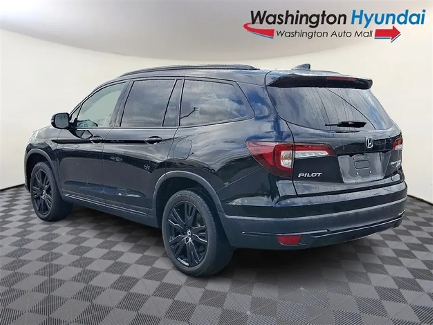 2022 Honda Pilot Black Edition photo 1