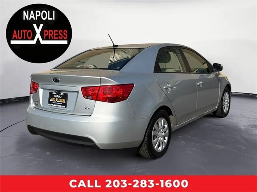 2012 Kia Forte EX photo 1