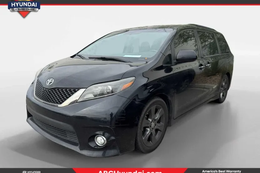 2016 Toyota Sienna Premium photo 1