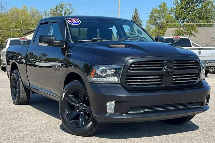 2016 Ram 1500 Sport photo 1