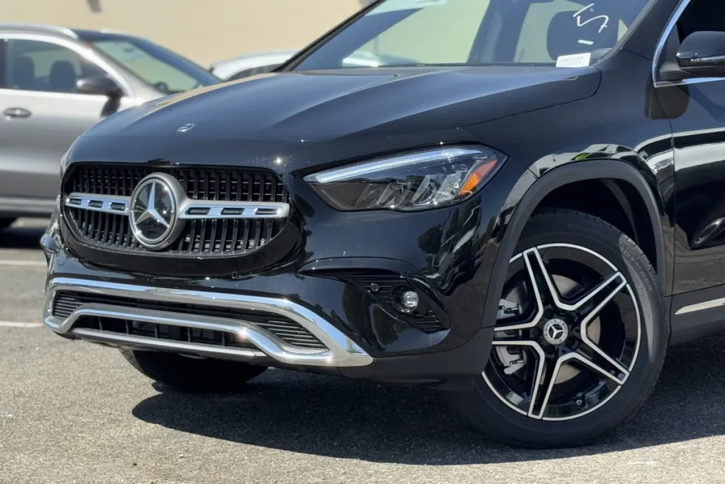 2026 Mercedes Benz GLA 250 photo 1
