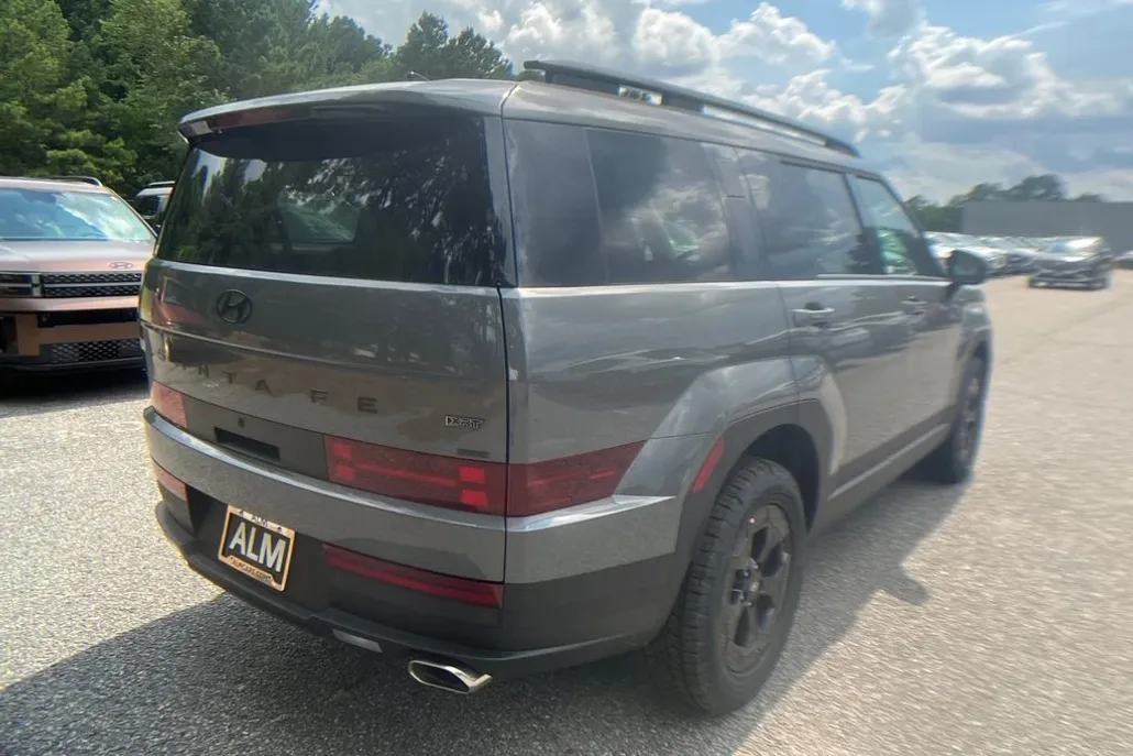 2025 Hyundai Santa Fe XRT photo 1