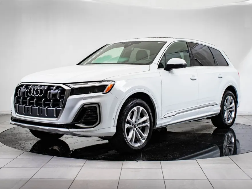 2025 Audi Q7 55 Premium Plus photo 1