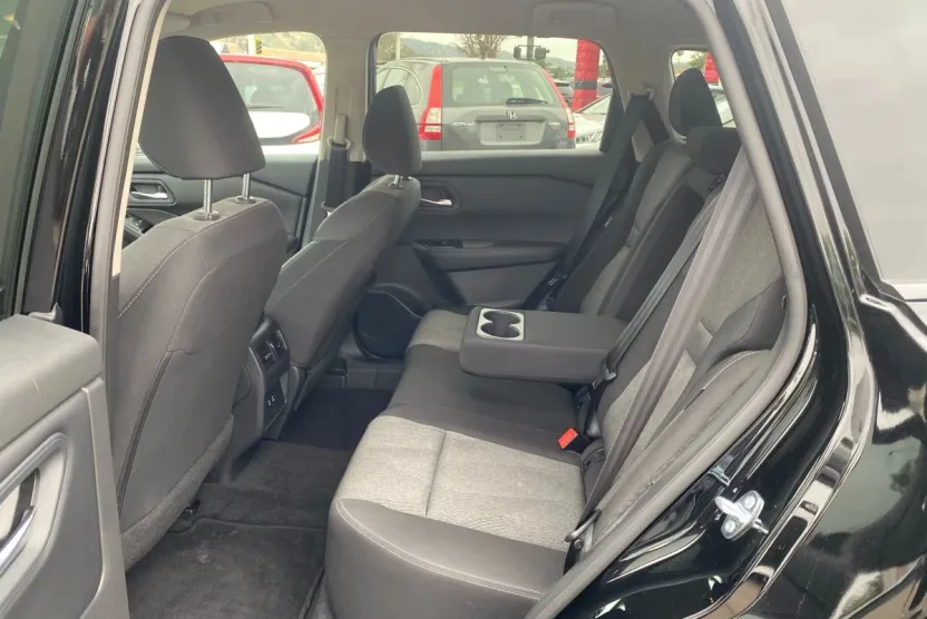 2025 Nissan Rogue SV photo 1