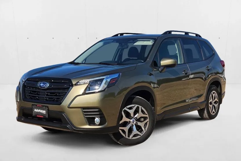 2022 Subaru Forester Premium photo 1