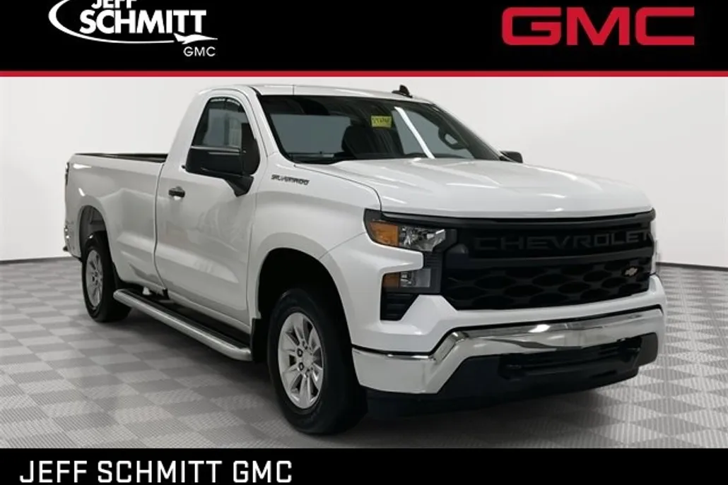 2024 Chevrolet Silverado 1500 photo 1