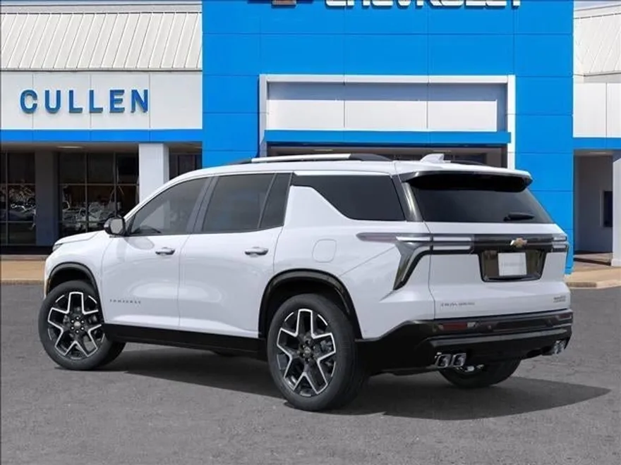 2026 Chevrolet Traverse High Country photo 1