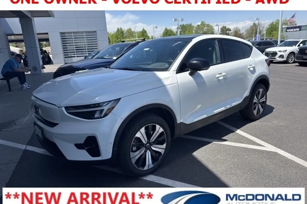 2023 Volvo C40 Recharge Plus photo 1