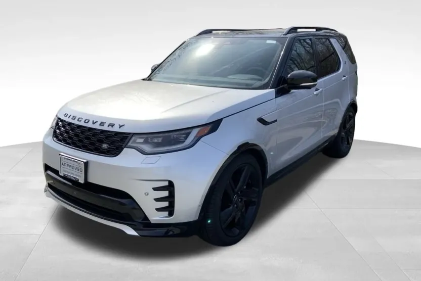 2024 Land Rover Discovery SE photo 1