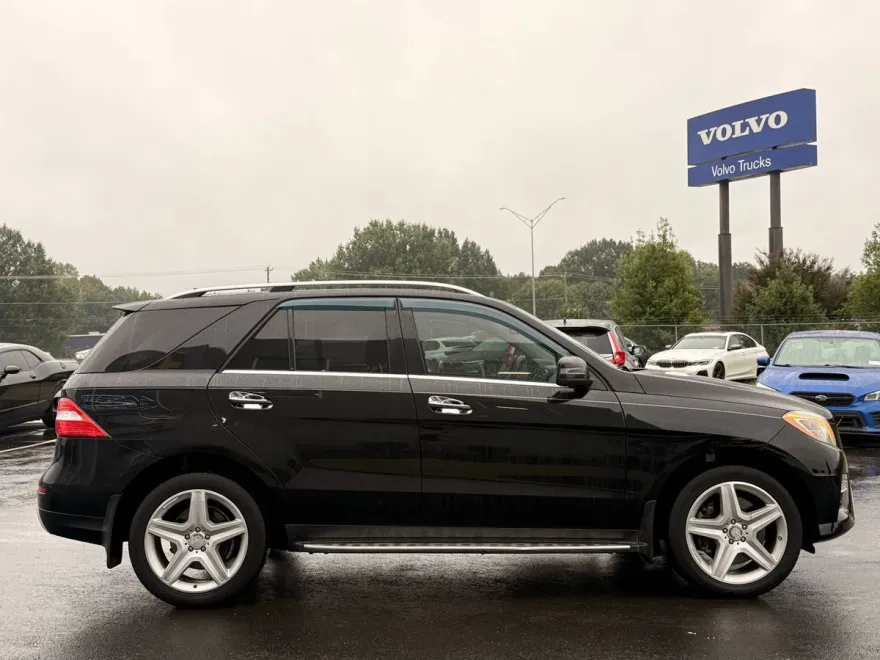 2014 Mercedes Benz ML 550 photo 1
