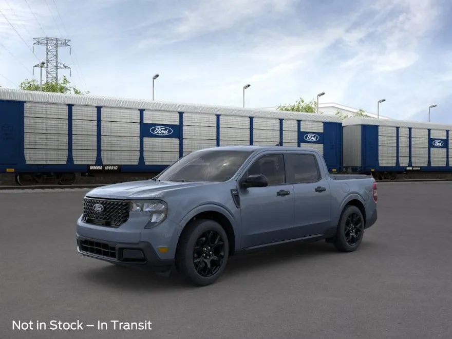 2025 Ford Maverick XLT photo 1