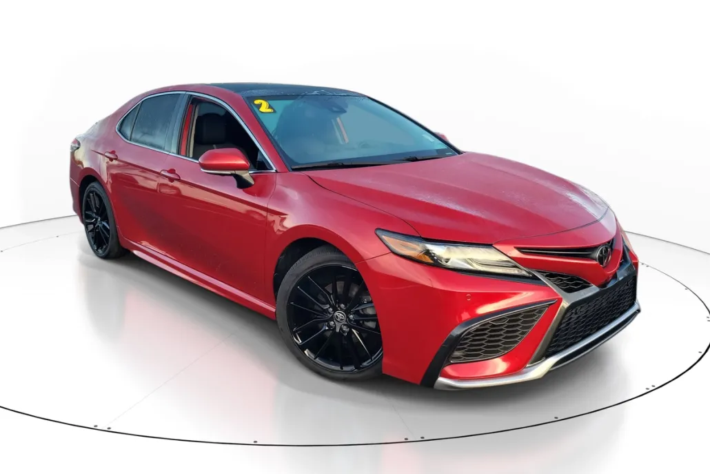 2022 Toyota Camry XSE photo 1