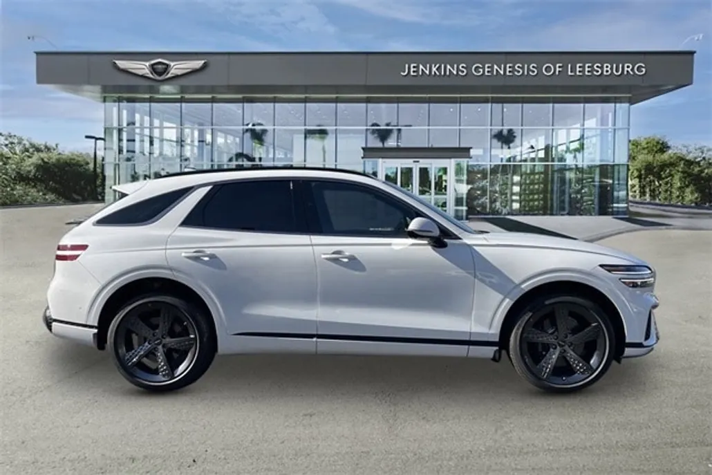 2025 Genesis GV70 3.5T Sport Advanced photo 1
