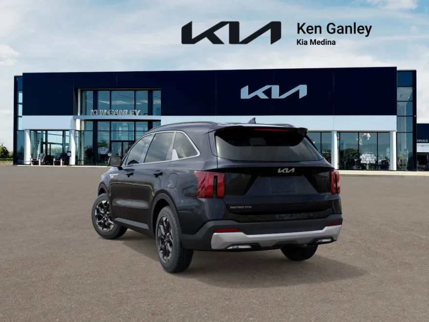 2026 Kia Sorento S photo 1