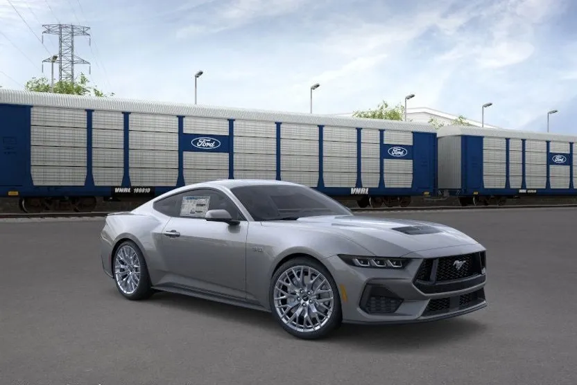 2025 Ford Mustang GT Premium photo 1