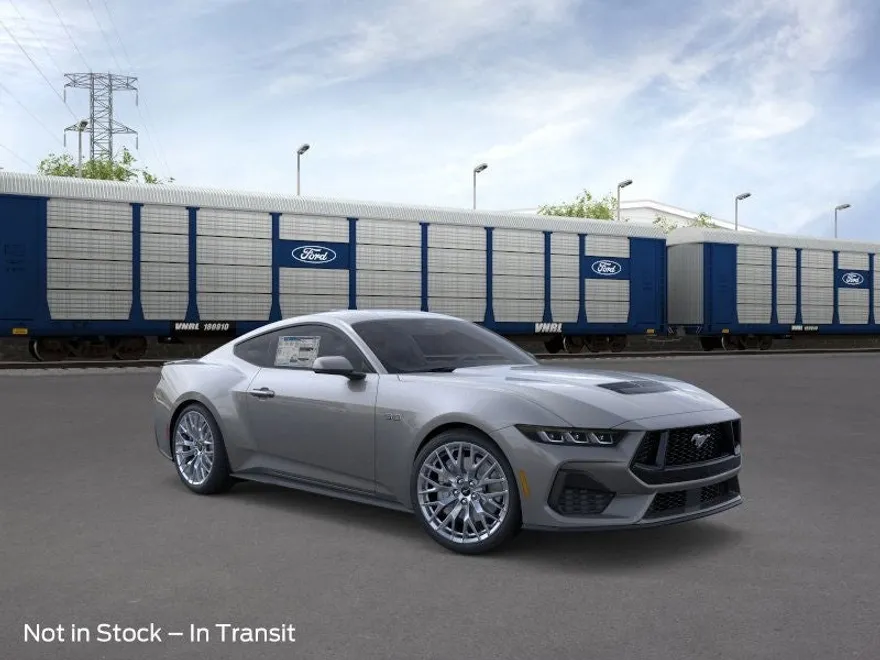 2025 Ford Mustang GT Premium photo 1
